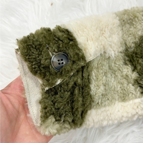 Zara Kids Toddler Fuzzy Sherpa Green Long Sleeves Button Down Jacket Size 2-3 - Picture 6 of 14